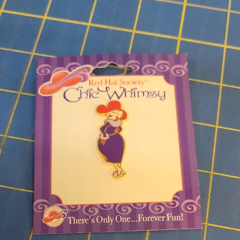 2004 Red Hat Society Chic Whimsy Tack Pin